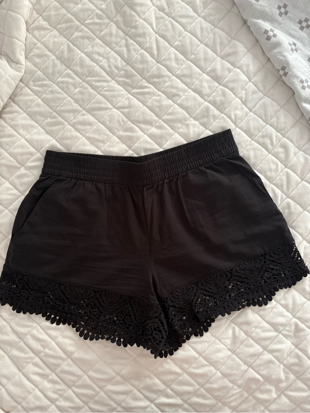 H&M Black Crochet-Hem Elastic-Waist Shorts